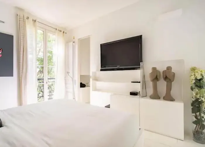Alesia Villa